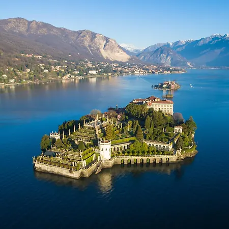 Casa Giada, Centro, 500m Dal Lago, Wifi Apartment Arona
