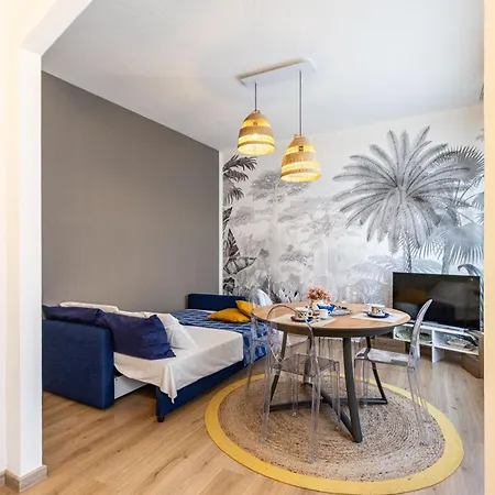 Apartment Casa Giada, Centro, 500m Dal Lago, Wifi