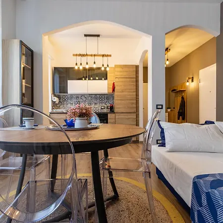 Apartment Casa Giada, Centro, 500m Dal Lago, Wifi Arona