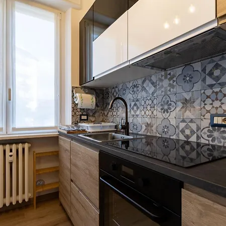 Casa Giada, Centro, 500m Dal Lago, Wifi, By Guestaly Арона