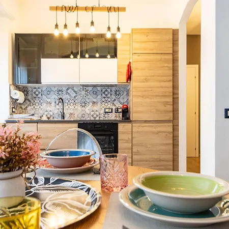 Casa Giada, Centro, 500m Dal Lago, Wifi Apartment